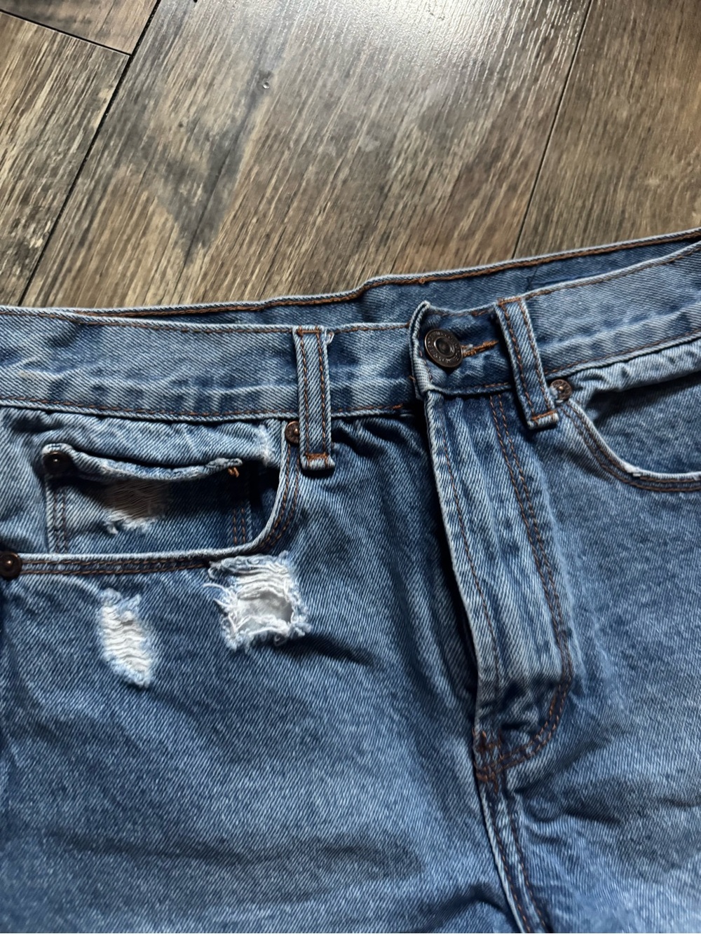 Frayed Hem Light Blue Denim Jean Shorts - Picture 3 of 5